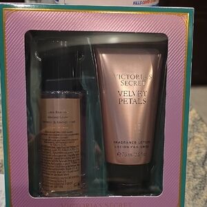 NWT Victoria's Secret Velvet Petals Lotion and Mist Set - Pink and Gold
